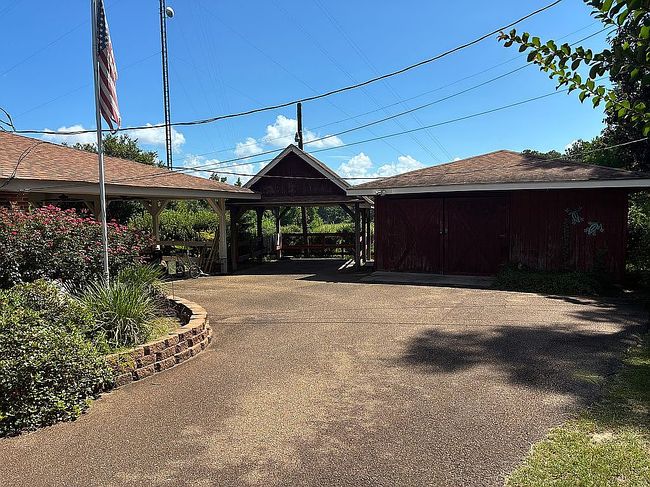 Photo of 310 N 11th St, Kentwood, LA