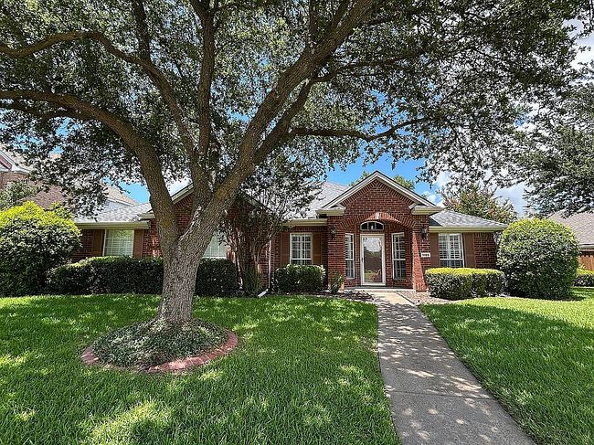 Photo of 1105 Fairhaven Dr, Garland, TX