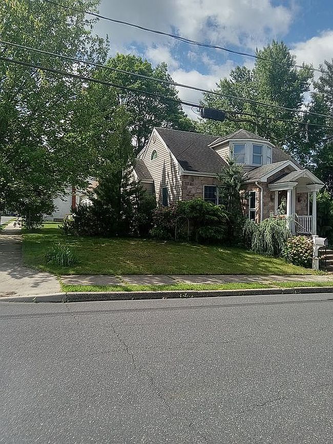 Image of 250 Wagner Ave