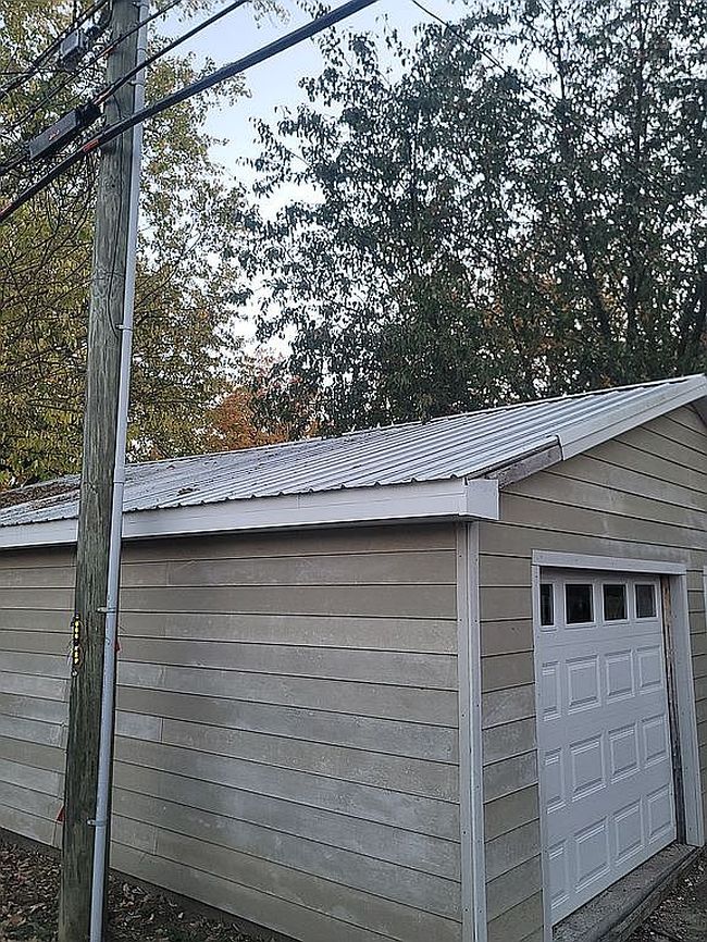 Image of 133 S Center St