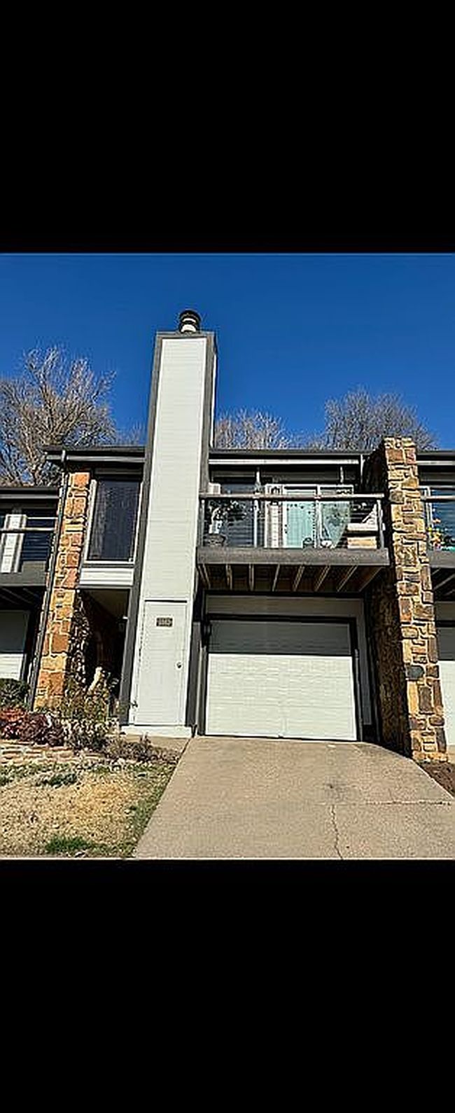 Photo of 1553 Riverside Dr, Tulsa, OK