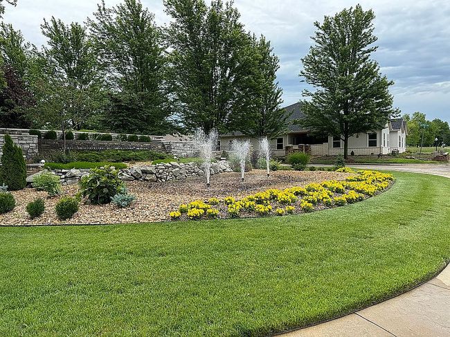 Photo of 1908 Buena Vista Ave, Carthage, MO