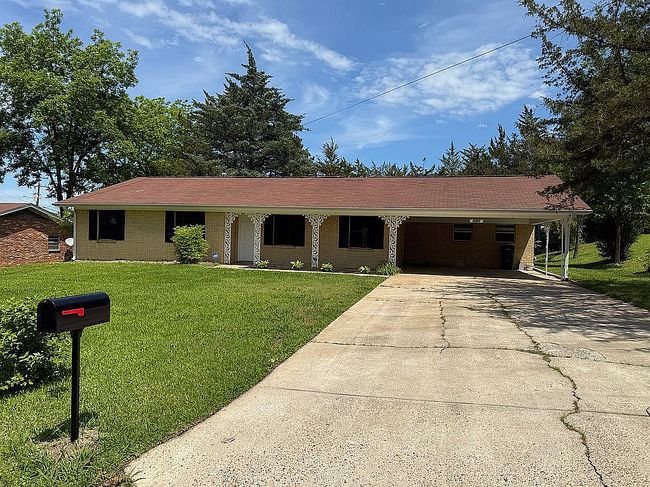 Image of 1303 Van Buren Ave