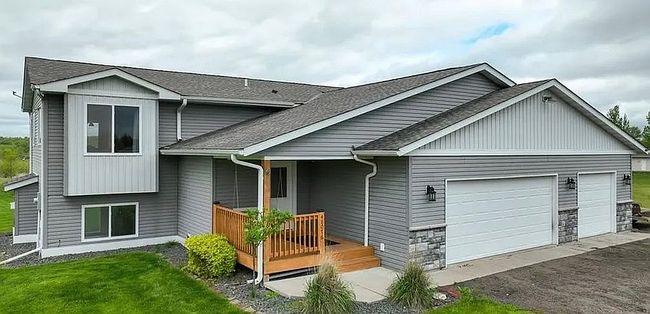 Photo of 48076 Autumn Ct, Stanchfield, MN