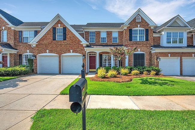 Photo of 429 Eberle Way, Matthews, NC