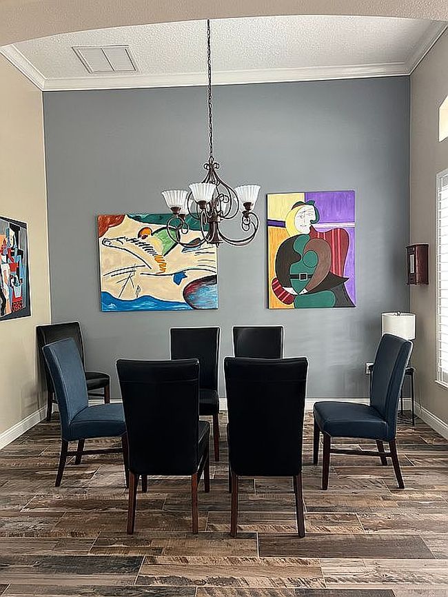 Image of 833 Woodbine Dr