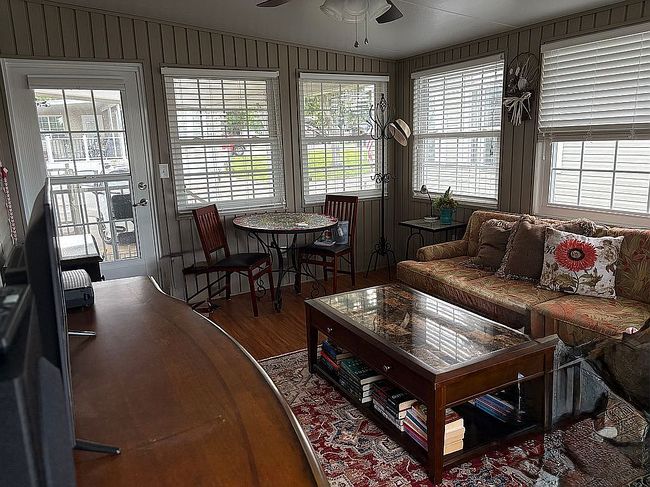 Additional photo 3 of property located at 18545 Nw 45th Avenue Rd #124