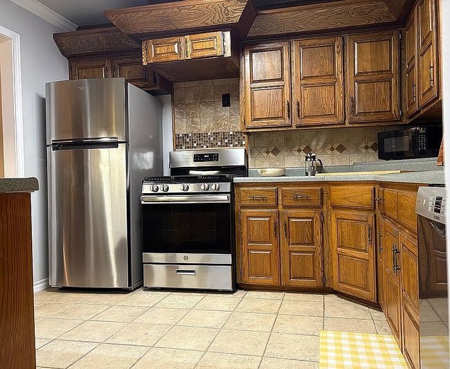 Photo of 406 Mockingbird Ln, Wagoner, OK