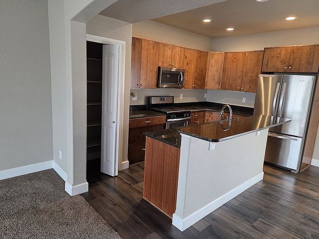 Additional photo 3 of property located at 4019 Bobolink Ln