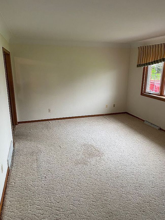 Image of 719 N Stadium Rd