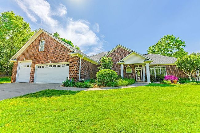 Image of 3643 Bay Pointe Dr
