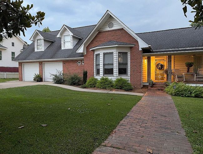 Photo of 38 Church St, Lake, MS
