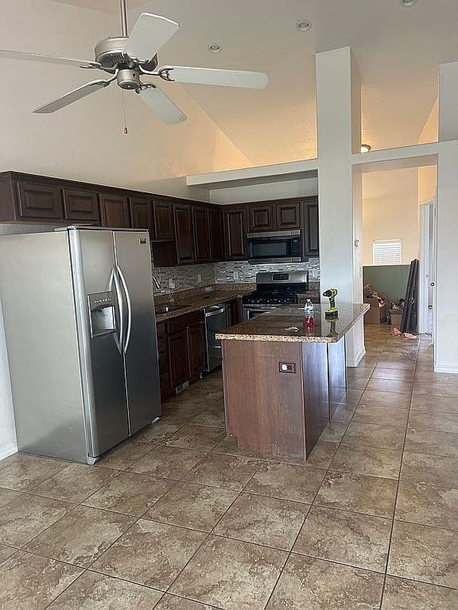 Image of 91 E River View Dr