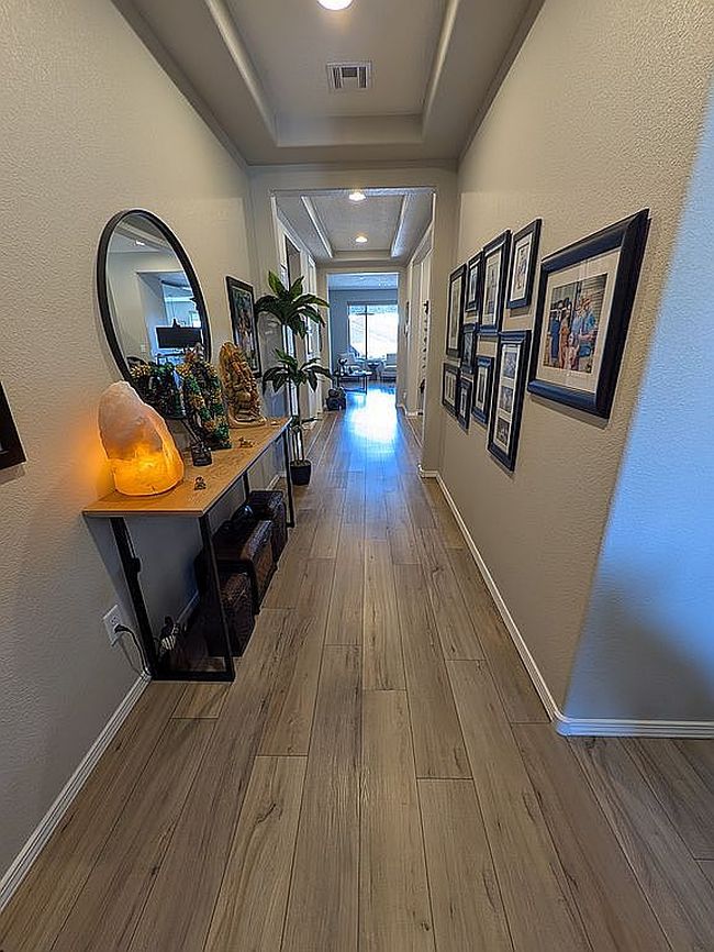 Photo of 32 Wirecrest Ln, Santa Fe, NM