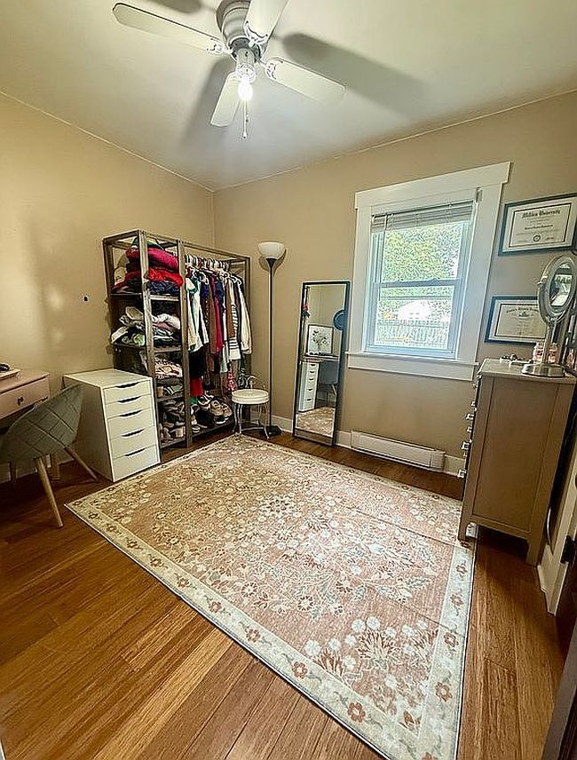 Photo of 12 W Hunter St, Sullivan, IL