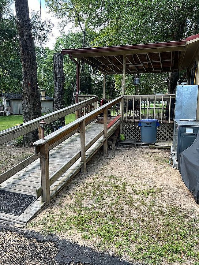 Photo of 921 Angies Xing, Tool, TX
