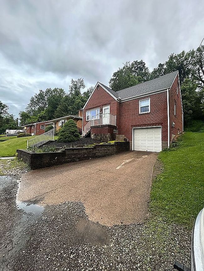Image of 464 Willow Ave