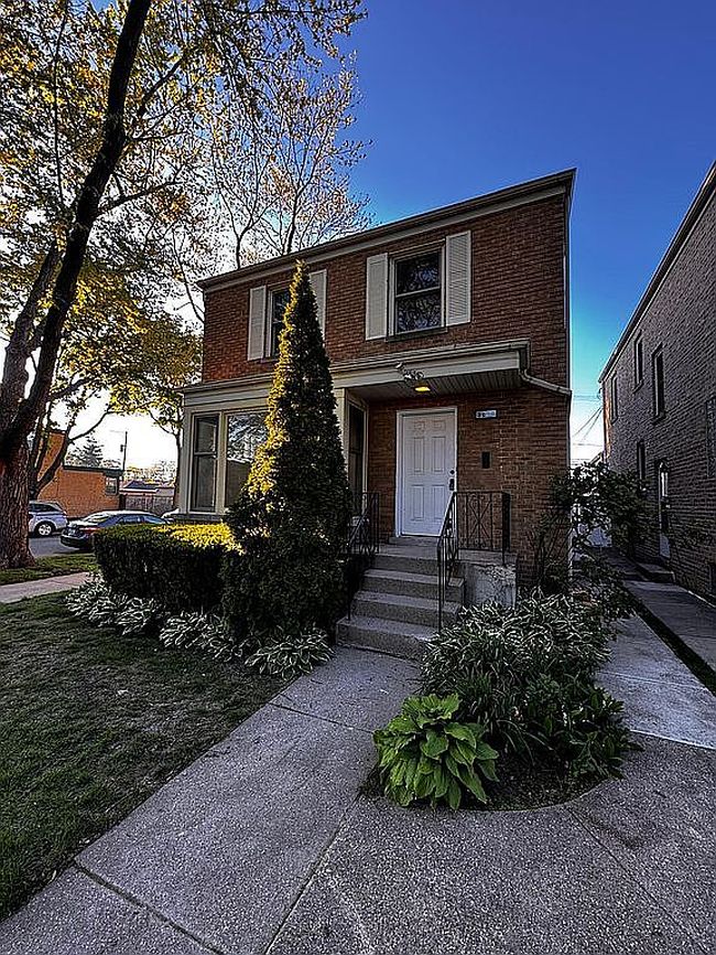 Preview of property located at 3056 W Jerome St
