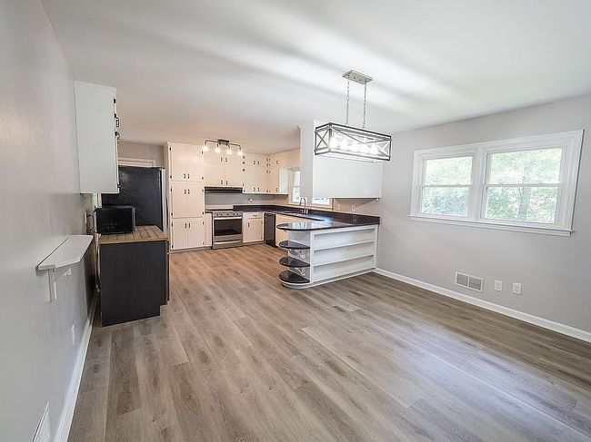 Preview of property located at 1313 Sunset Dr