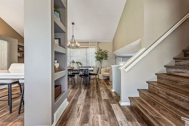 Additional photo 1 of property located at 17652 K St