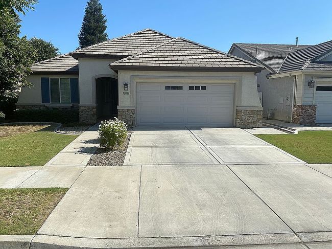 Preview of property located at 12023 Winger St