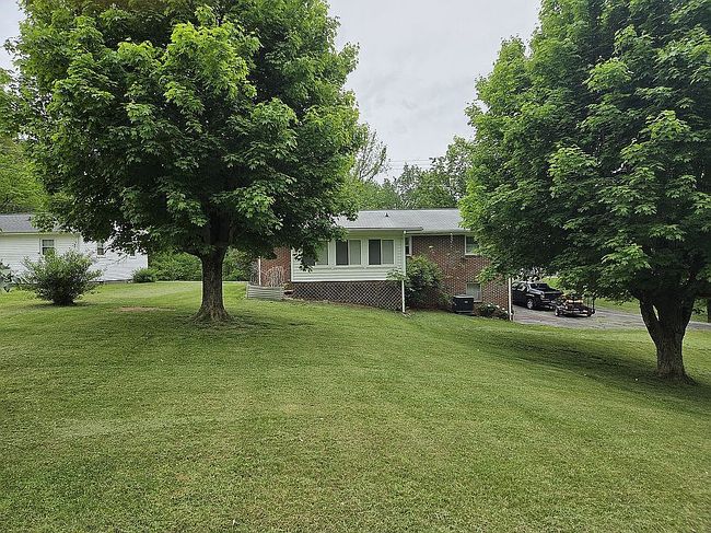 Image of 676 Proffitt Ln