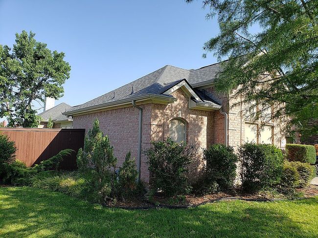 Image of 2621 Waterford Way