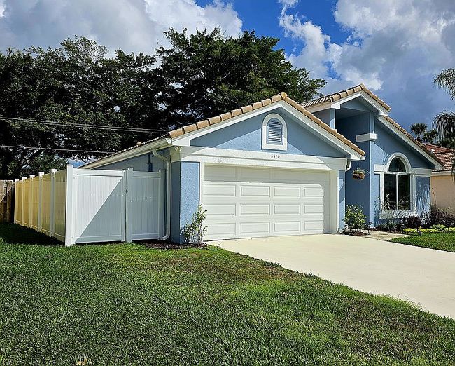 Image of 8510 Tourmaline Blvd