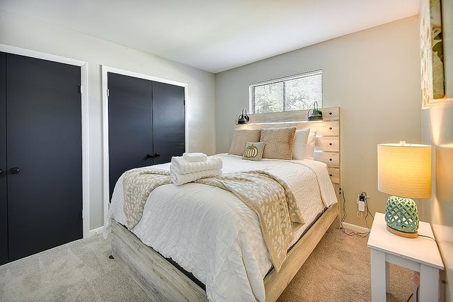 Additional photo 3 of property located at 121 Eberly Ter