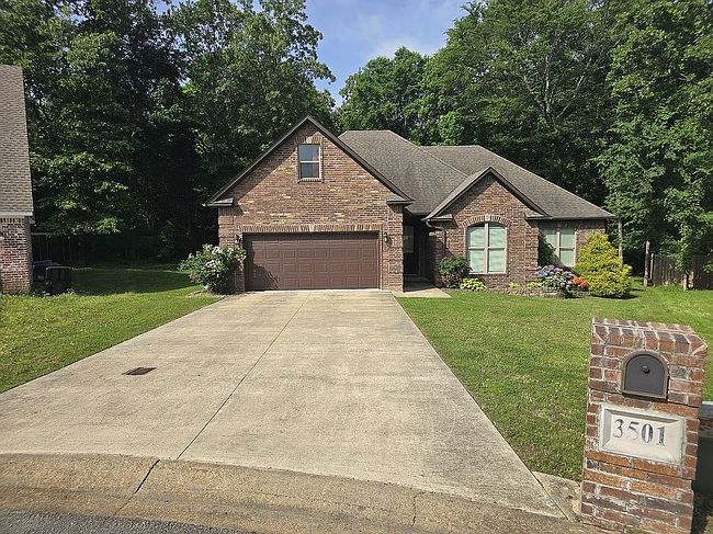 Image of 3501 Burdyshaw Dr