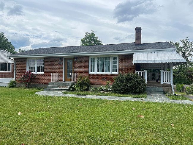 Preview of property located at 3642 Parkwood Dr