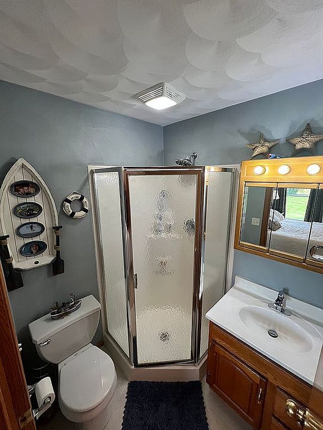 Image of 1014 S Shamrock Cir