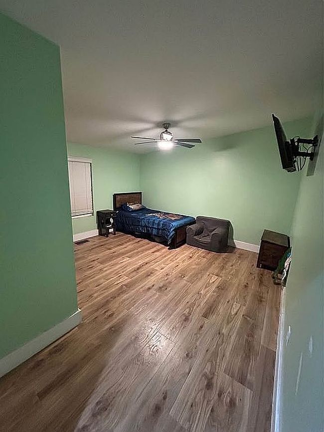 Preview of property located at 12 Big Ash Ln