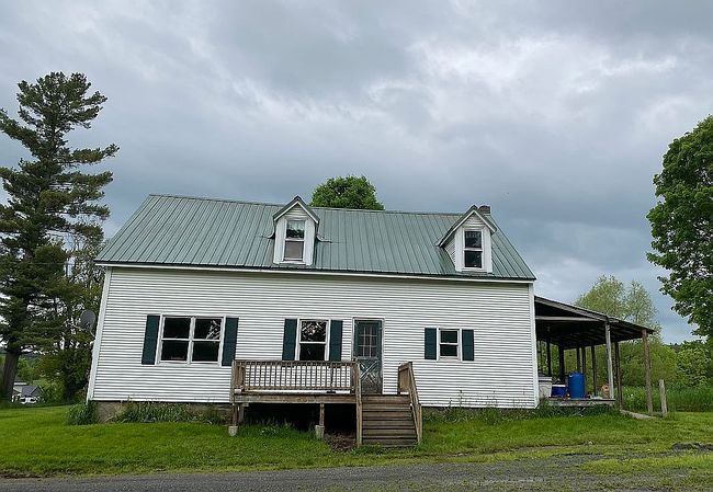 Photo of 12 Fairfield Rd, Cambridge, VT
