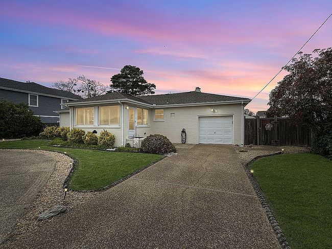Image of 2908 Buccaneer Rd