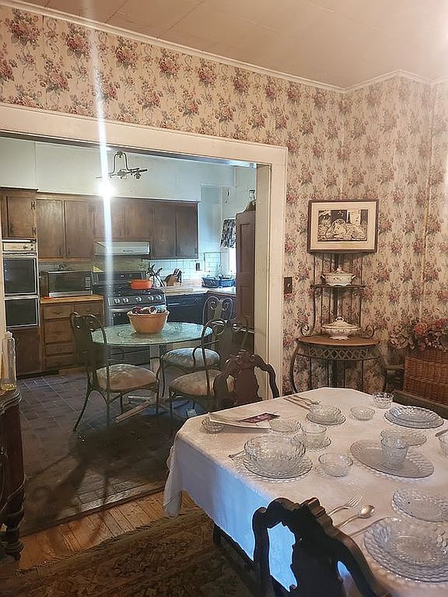 Photo of 148 Saw Mill Rd, Bellmore, NY