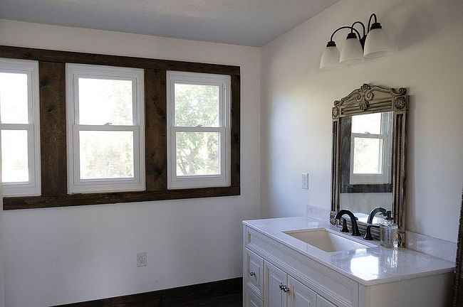 Additional photo 2 of property located at 215 S 3rd St