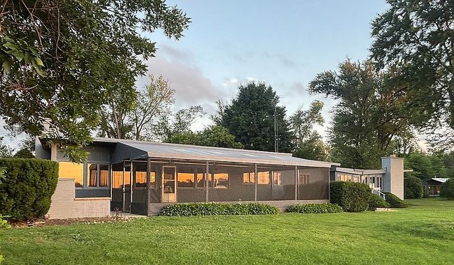 Additional photo 2 of property located at 3233 N Bayview Ln