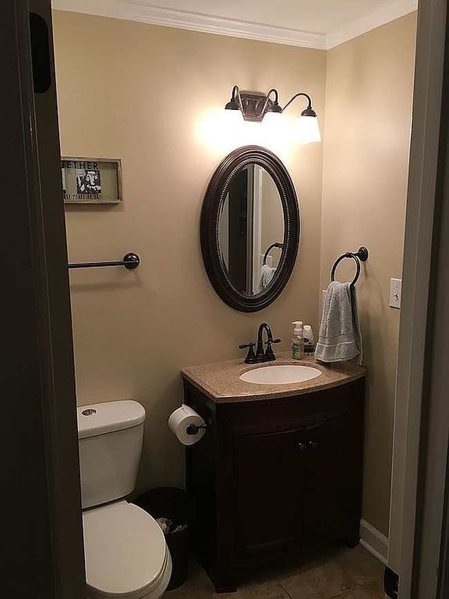 Photo of 8 Charleston Sq, Jackson, TN