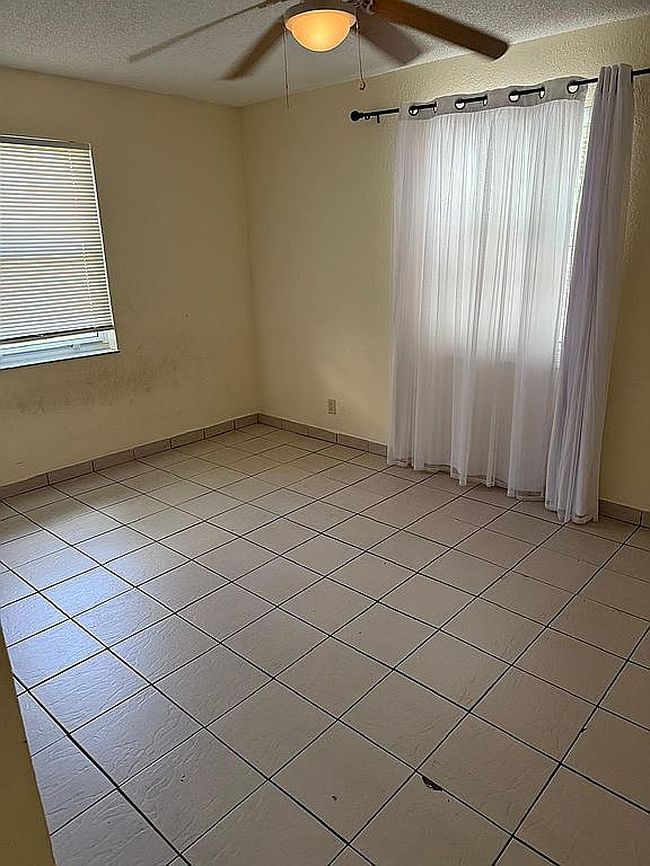 Additional photo 3 of property located at 22328 Sw 57th Cir