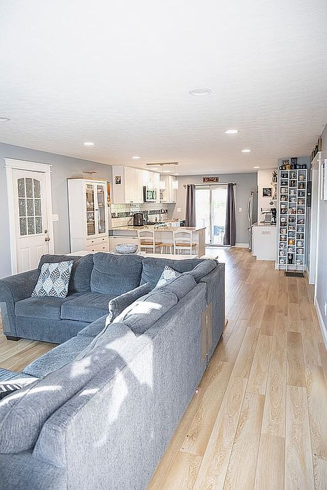 Additional photo 1 of property located at 104 Kineon Dr