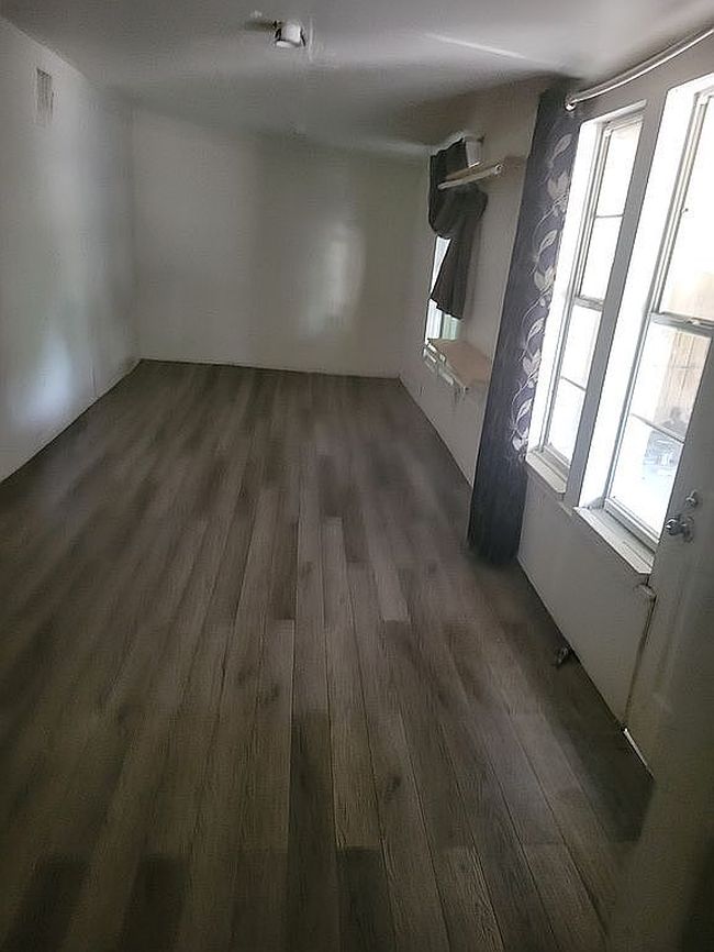 407 S Main St, Burnet, TX