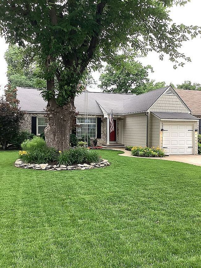 Image of 3048 S Detroit Ave