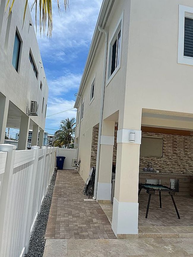 Photo of 154 Long Key Rd, Key Largo, FL
