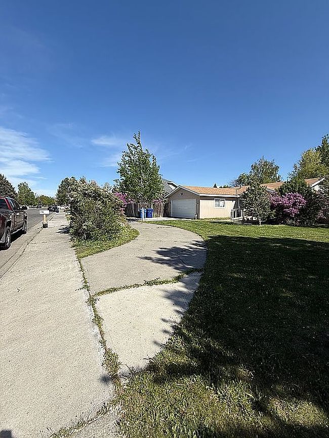 Image of 340 E 5 N