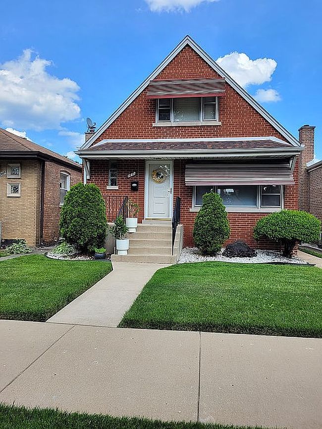 Additional photo 2 of property located at 10617 S Prairie Ave