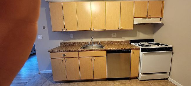 Photo of 2 Colonial Rd Apt 130, Beacon, NY