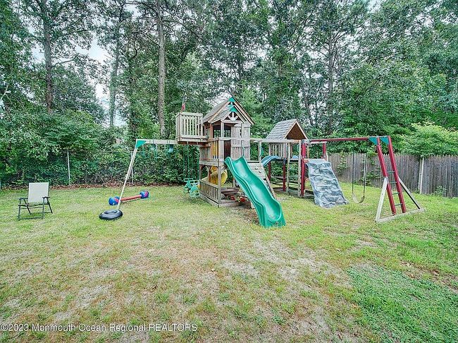 Photo of 616 Broadway Blvd, Toms River, NJ