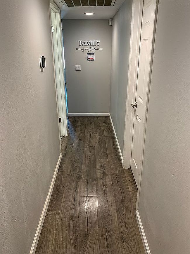 Photo of 530 E Spruce Ave, Lemoore, CA