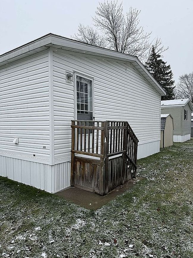 Image of 5088 Stowe Ave